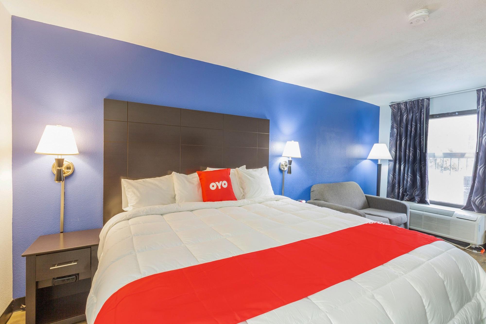 Oyo Hotel Baton Rouge Mid City Exterior photo